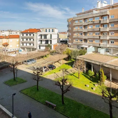 4 Bedrooms Apartment