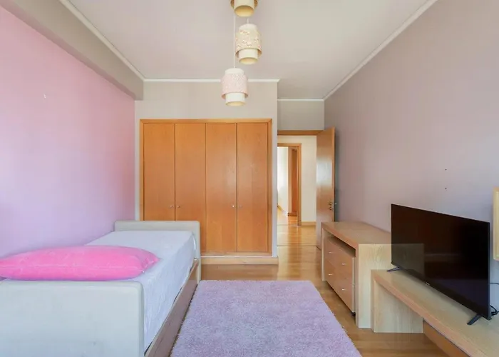 Lägenhet 4 Bedrooms Oporto