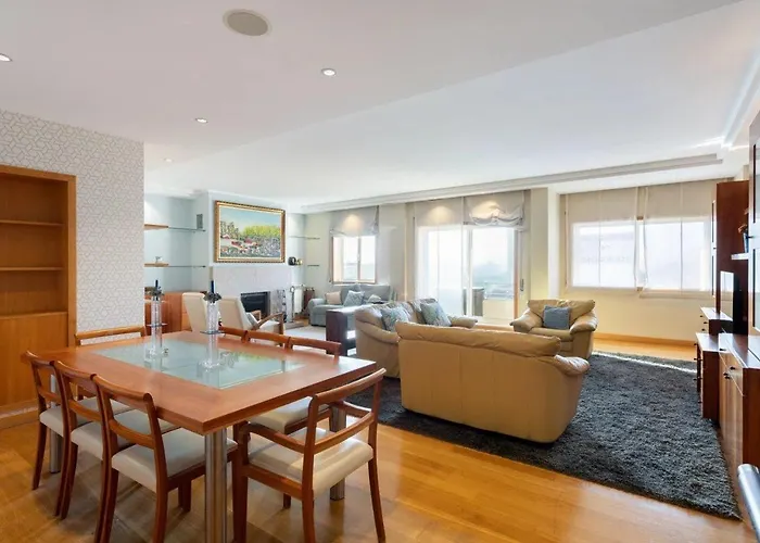 Lägenhet 4 Bedrooms Oporto