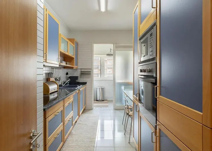 Apartment 4 Bedrooms Porto